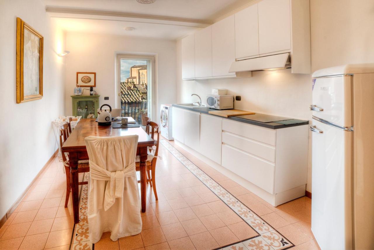 Dama Charming Apartment 100M From Piazza Del Campo Siena Kültér fotó