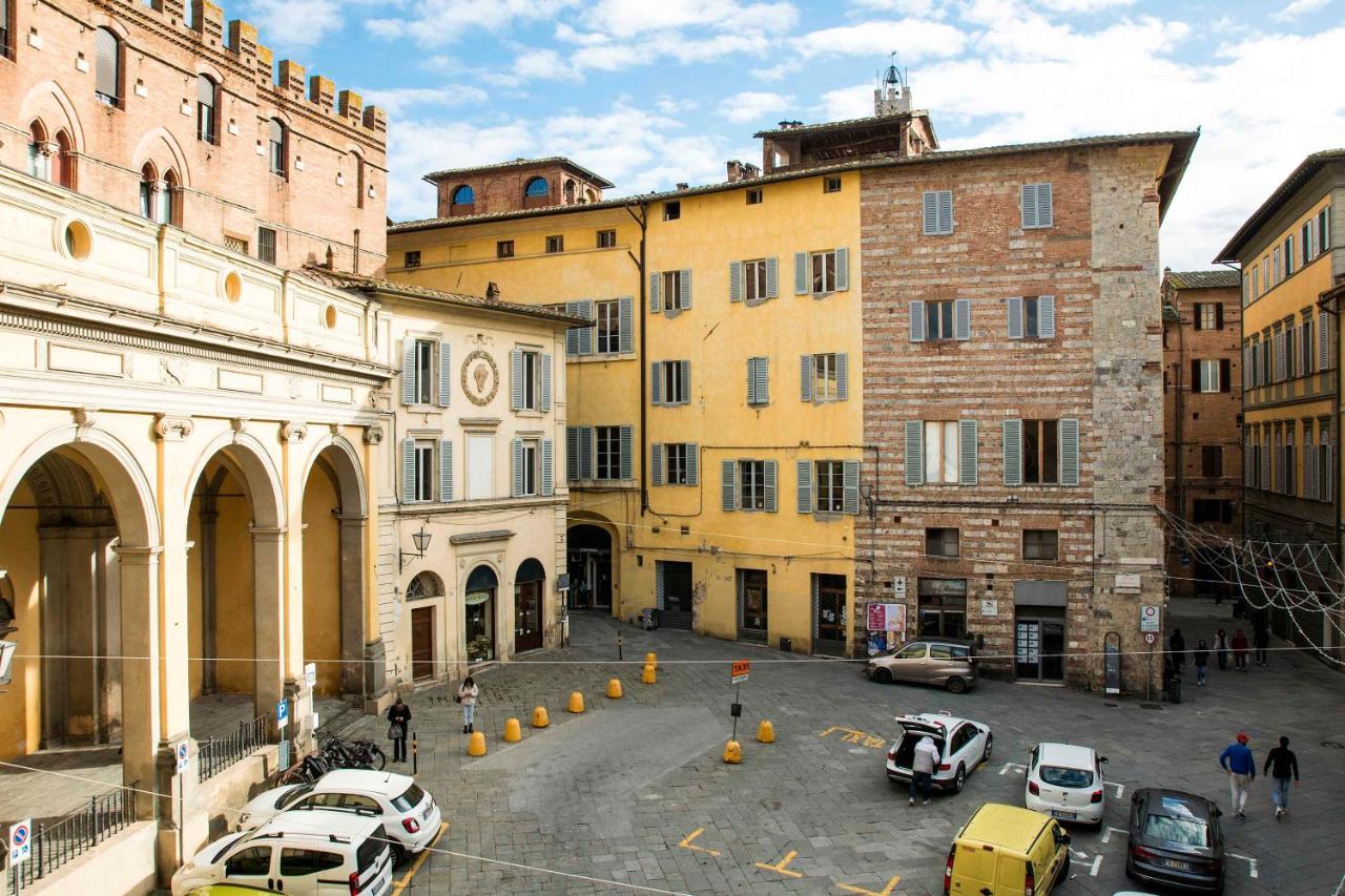 Dama Charming Apartment 100M From Piazza Del Campo Siena Kültér fotó